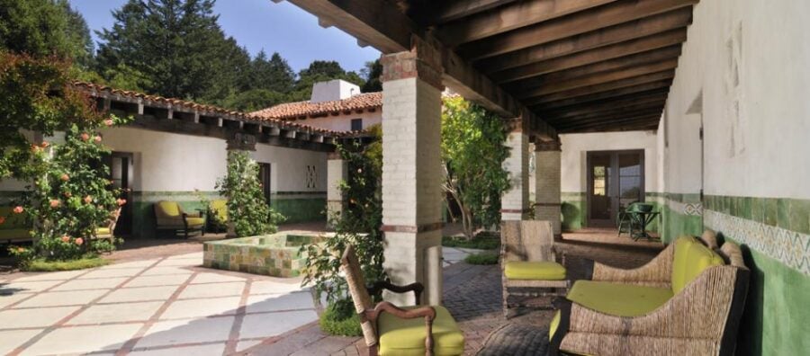 Pavimentos de exterior: crea tu oasis encantador