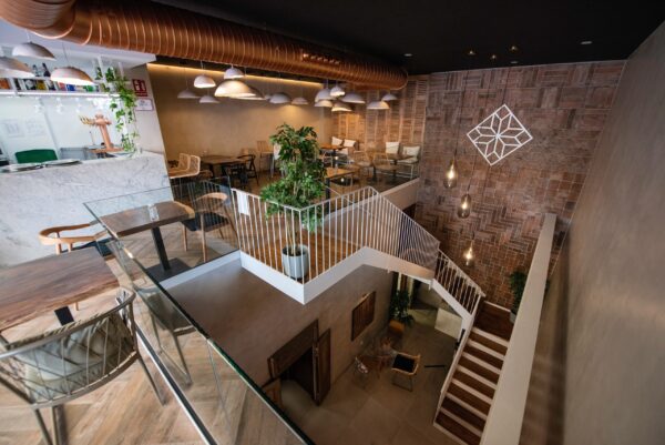 Una gran pared de barro para La Sartén de la Abuela