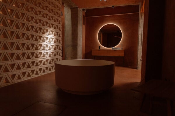 Otra perspectiva de la nueva celosía de todobarro