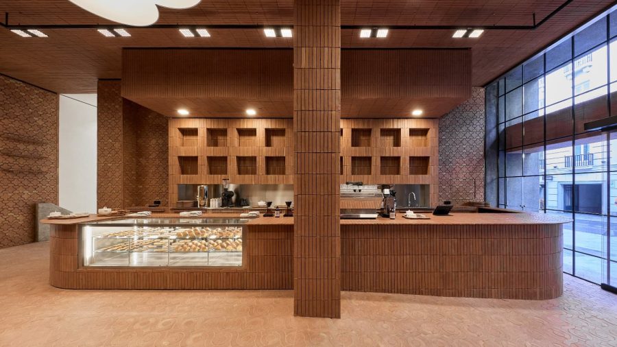 Zacaffè, la primera cafetería de Zara, revestida con nuestras baldosas de barro